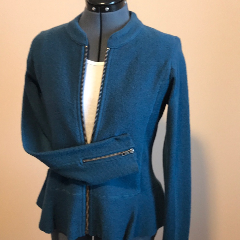 Awesome jacket - Picture 2 of 7